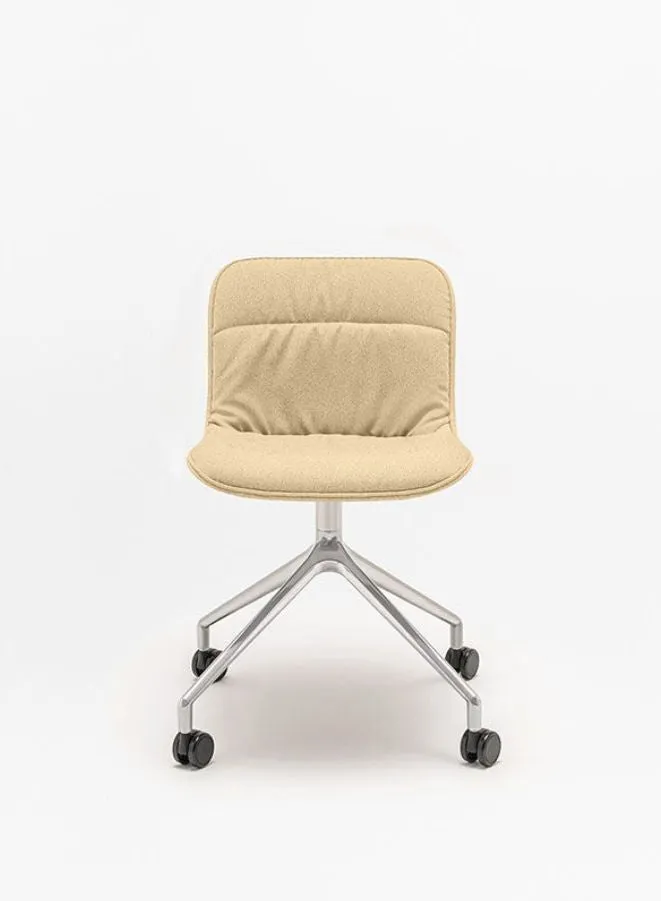 Baltic 2 Soft Duo Chair with Polished Aluminium Base (Customizable)