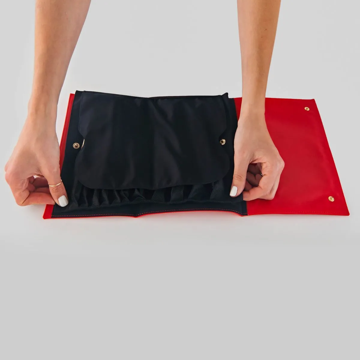 Clutch Cover & Organizer