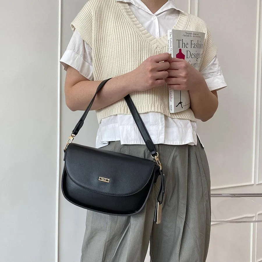 En-ji Incheon Shoulderbag - Black