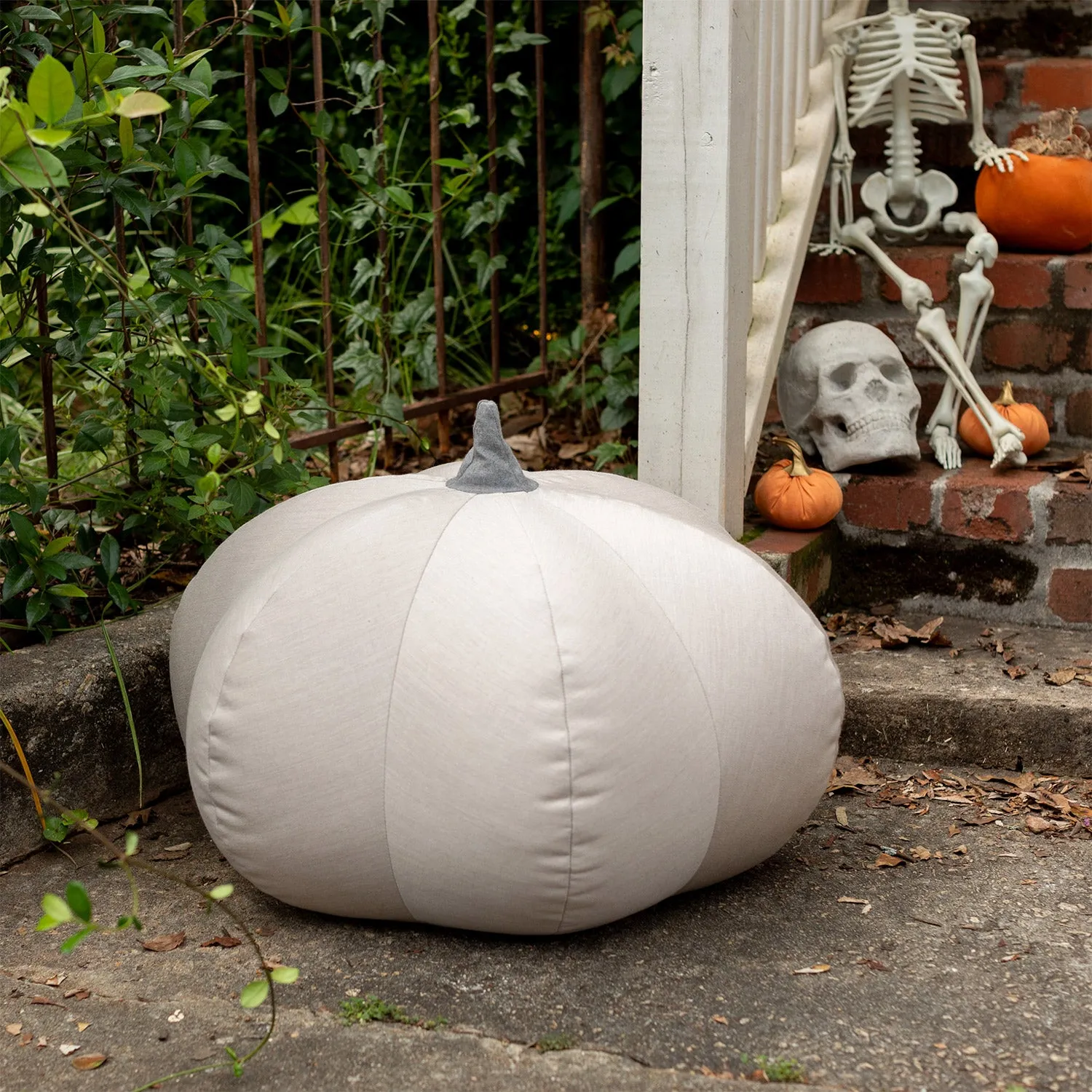 Jaxx Pumpkin Pouf - Luxurious Ottoman for Fall & Halloween Décor