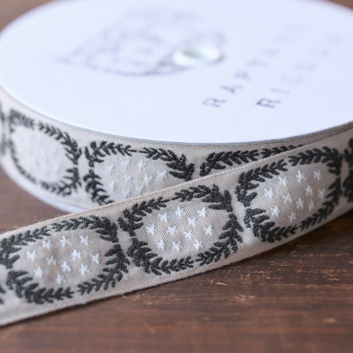 Repyarn Ribbon Webbing - Wreath