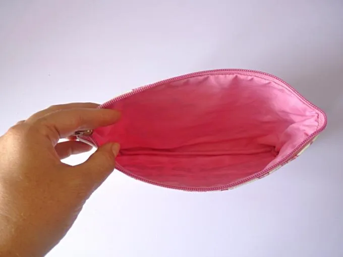 Rosy Cat Cosmetic Pouch *seconds