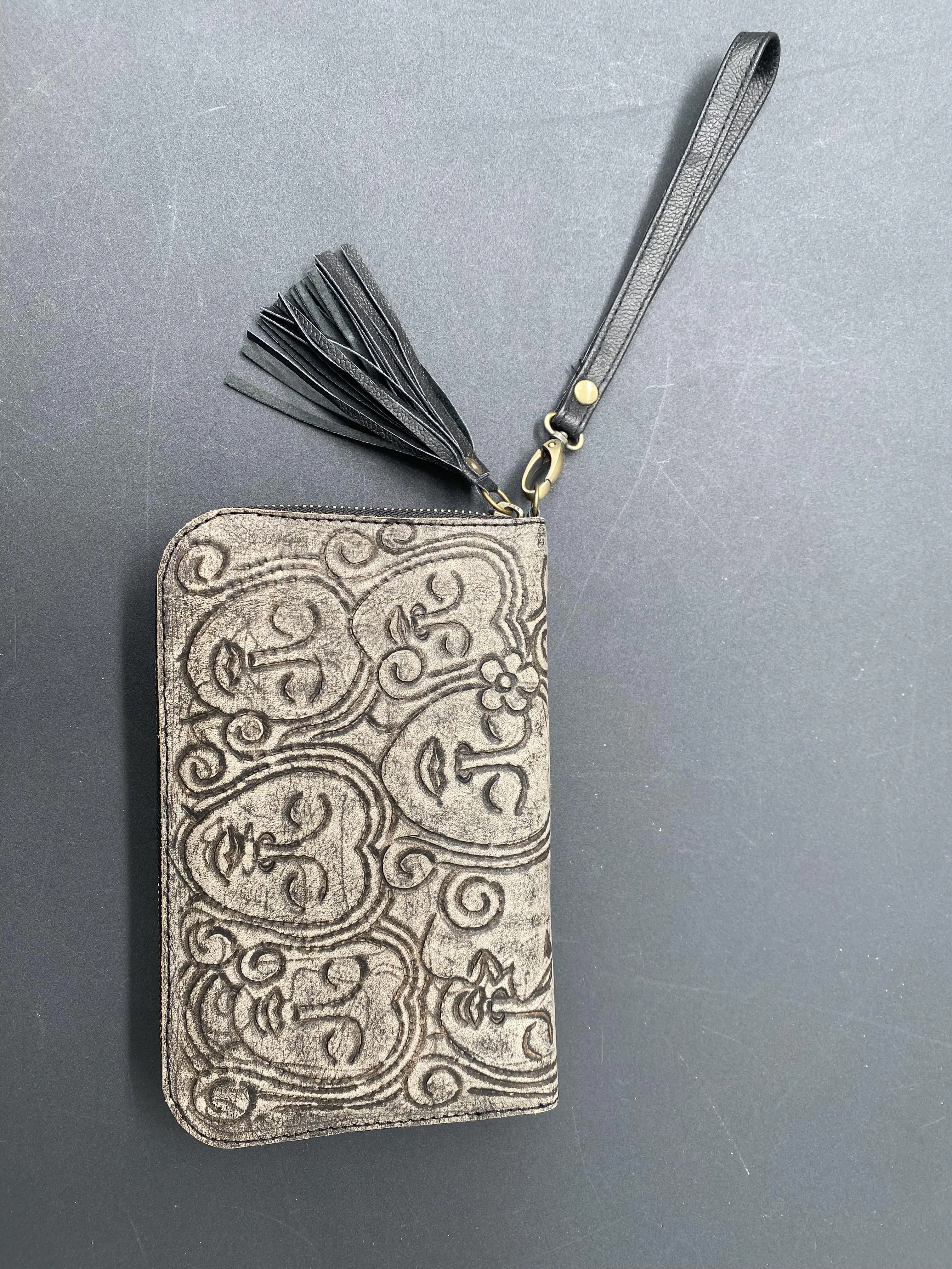 Totem Wallet Black